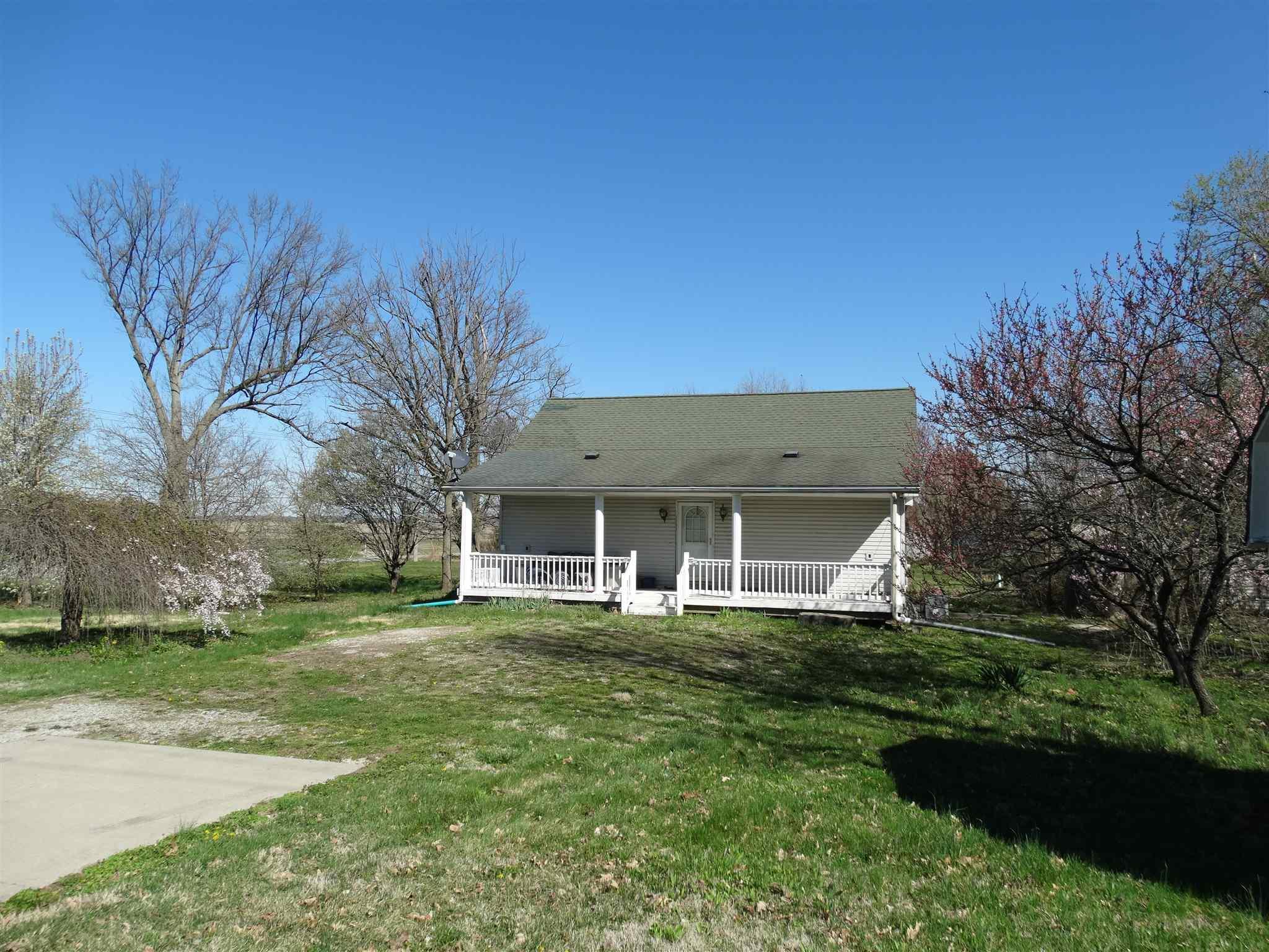 2966 Libbert Road Newburgh, IN 47630 - Photo 3 of 25