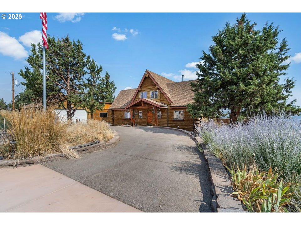 14515 Southwest Maverick Road Terrebonne, OR 97760 - Photo 12 of 39 a house view with a outdoor space