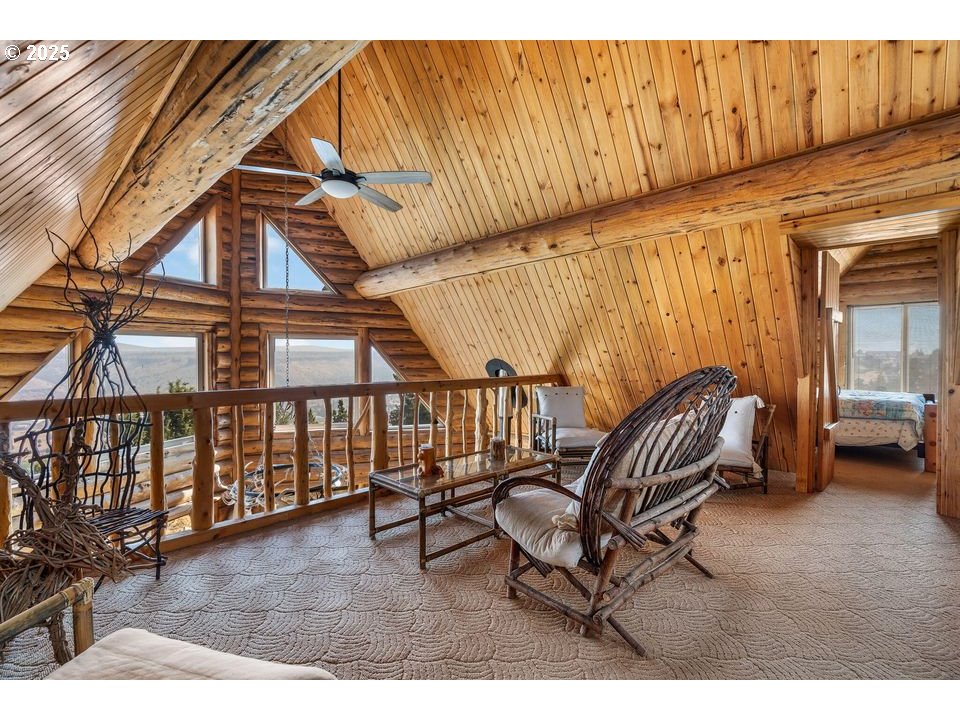 14515 Southwest Maverick Road Terrebonne, OR 97760 - Photo 6 of 39 a view of living room kitchen and entryway