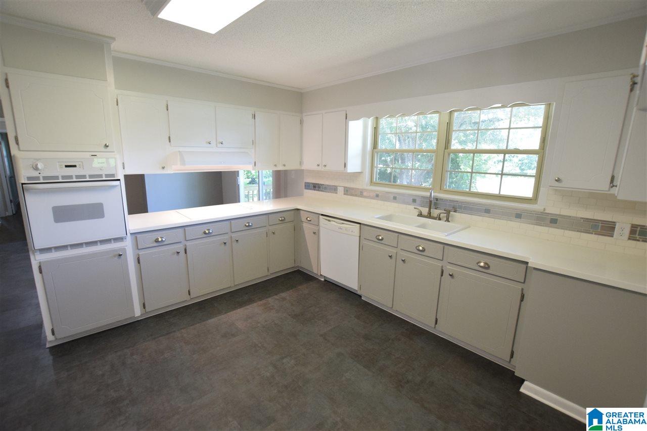 8446 Bagley Road Dora, AL 35062 - Photo 9 of 29