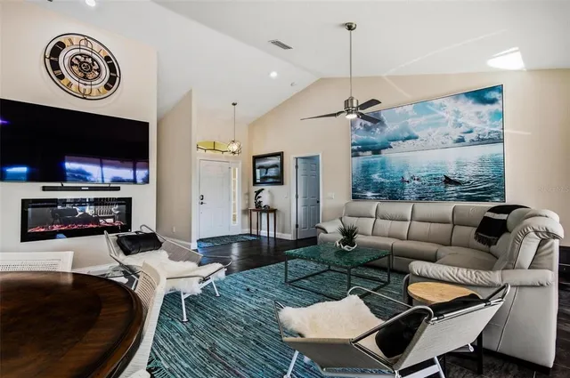 $949,419 | 32 Cheyenne Court, Palm Coast, FL 32137