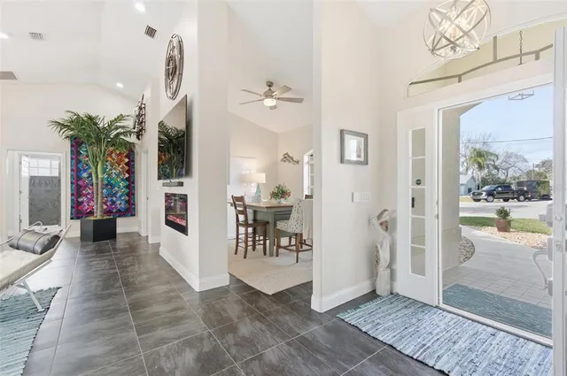 $949,419 | 32 Cheyenne Court, Palm Coast, FL 32137