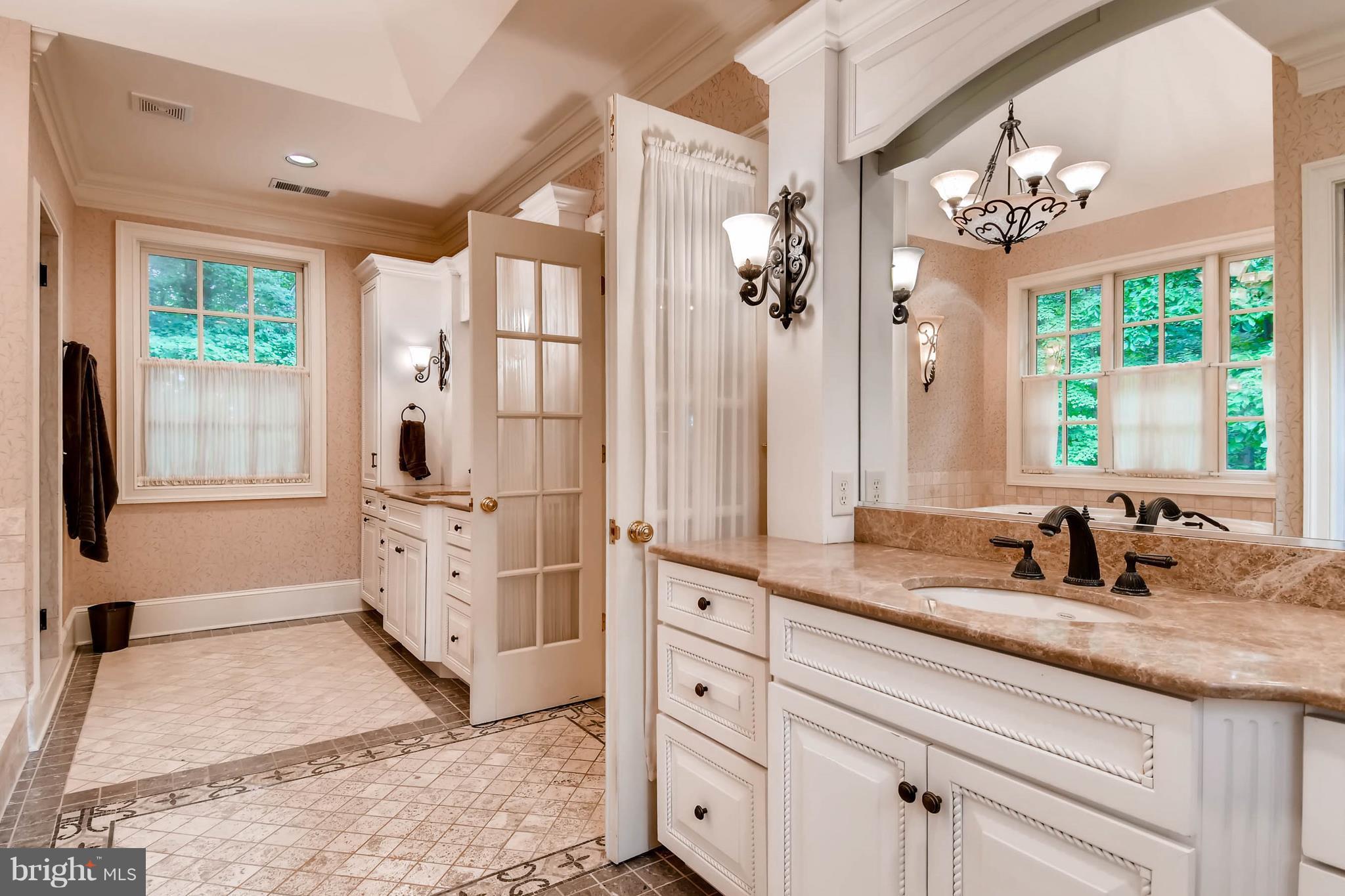 3519 Englemeade Road Baltimore, MD 21208 - Photo 18 of 30 Bath (Master)