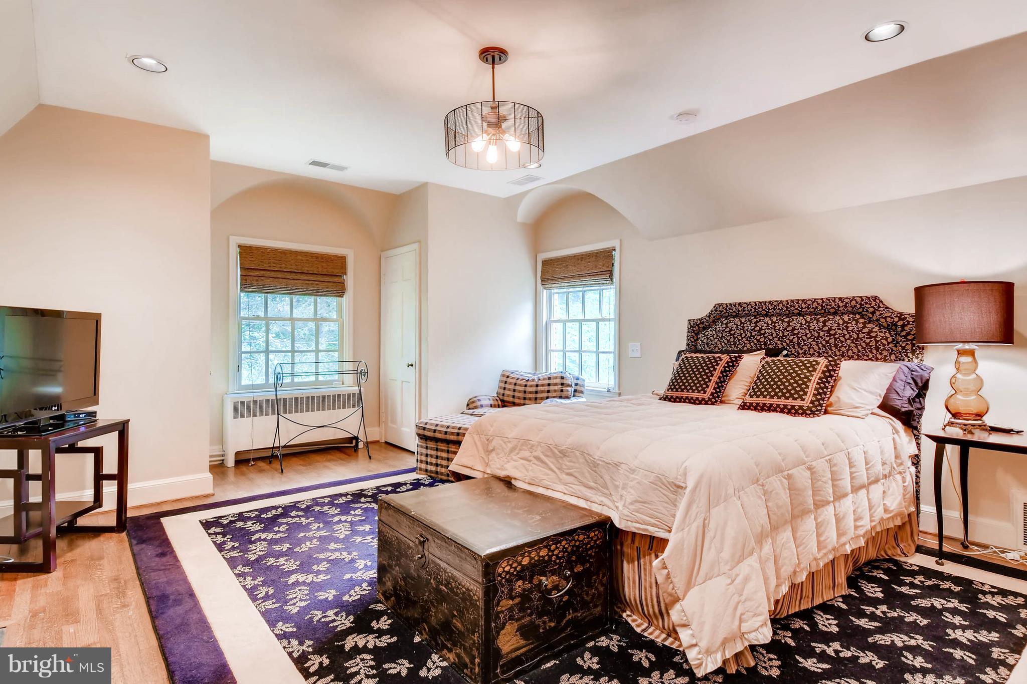 3519 Englemeade Road Baltimore, MD 21208 - Photo 21 of 30 Bedroom