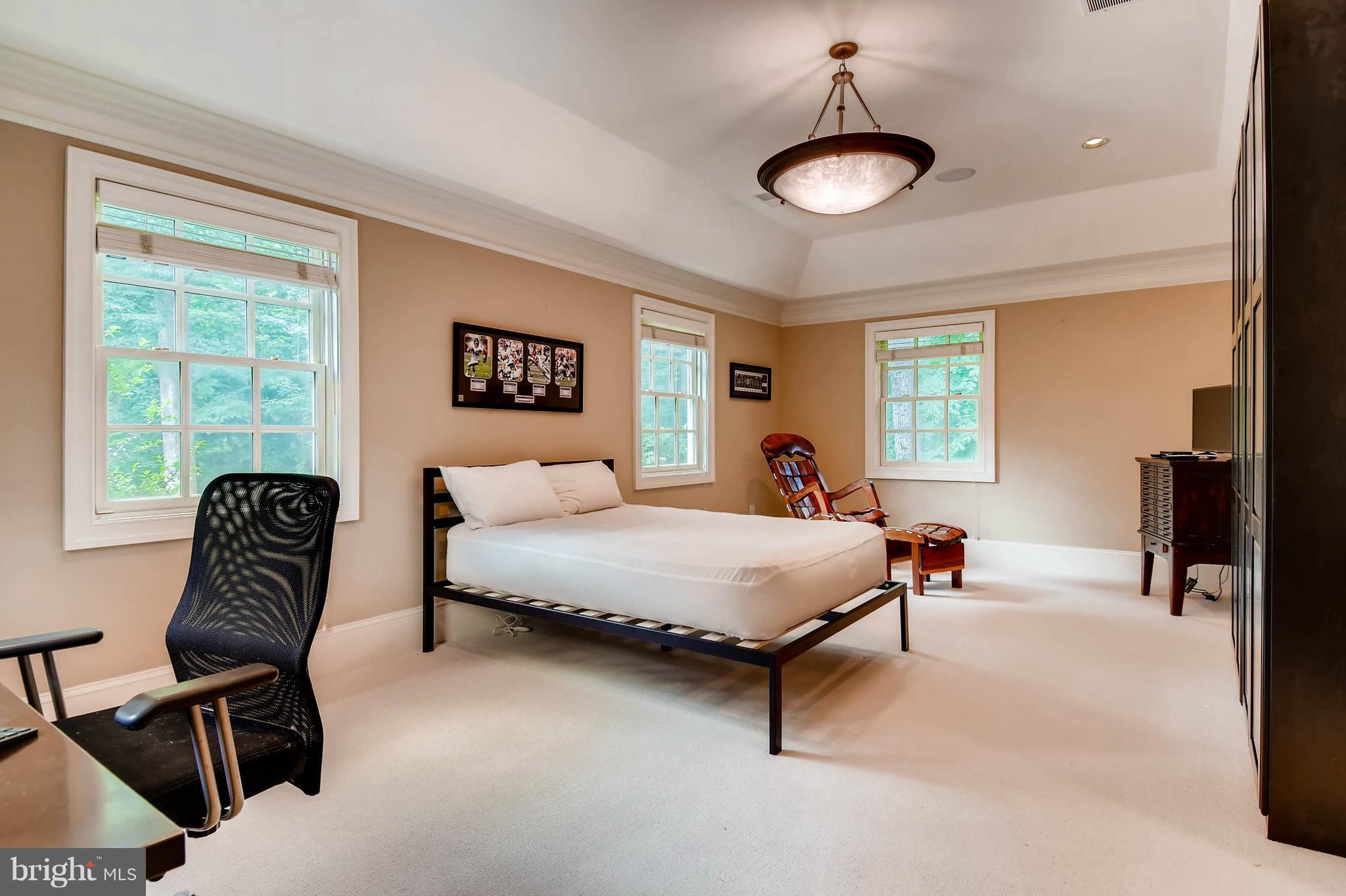 3519 Englemeade Road Baltimore, MD 21208 - Photo 24 of 30 Bedroom