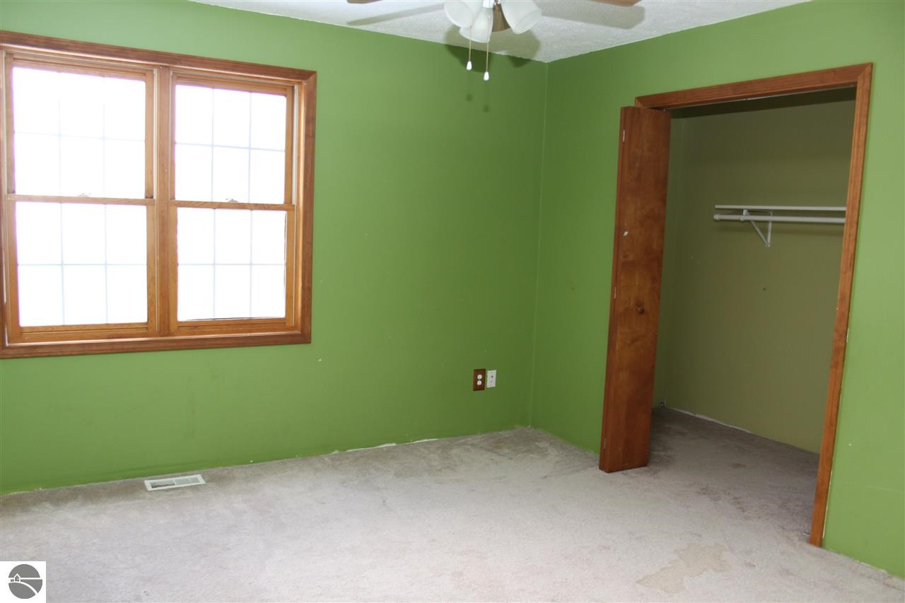 3353 East 2 1/2 Road Kingsley, MI 49649 - Photo 34 of 48 1783353-33.JPG