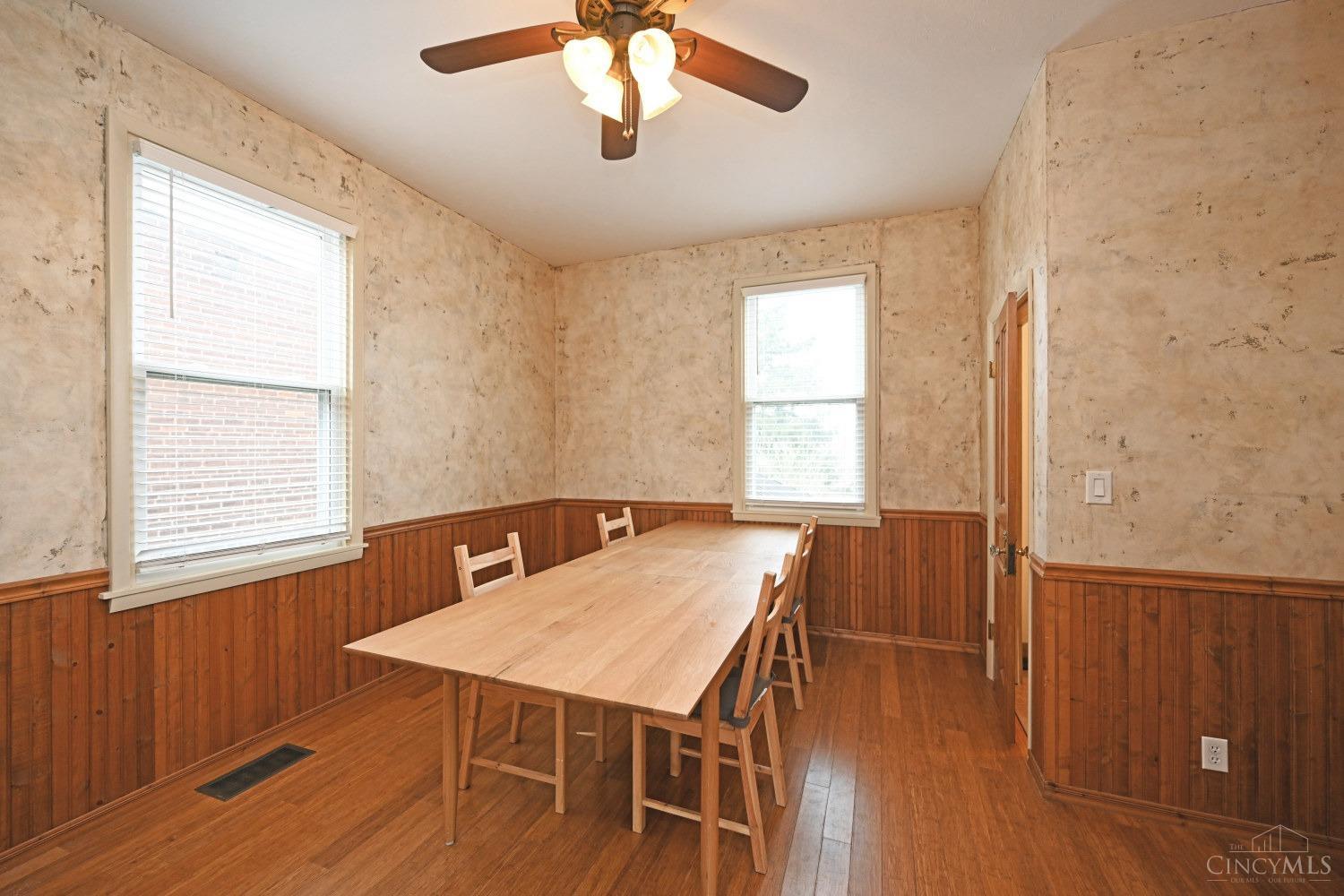 813 3rd Street Reading, OH 45215 - Photo 13 of 33