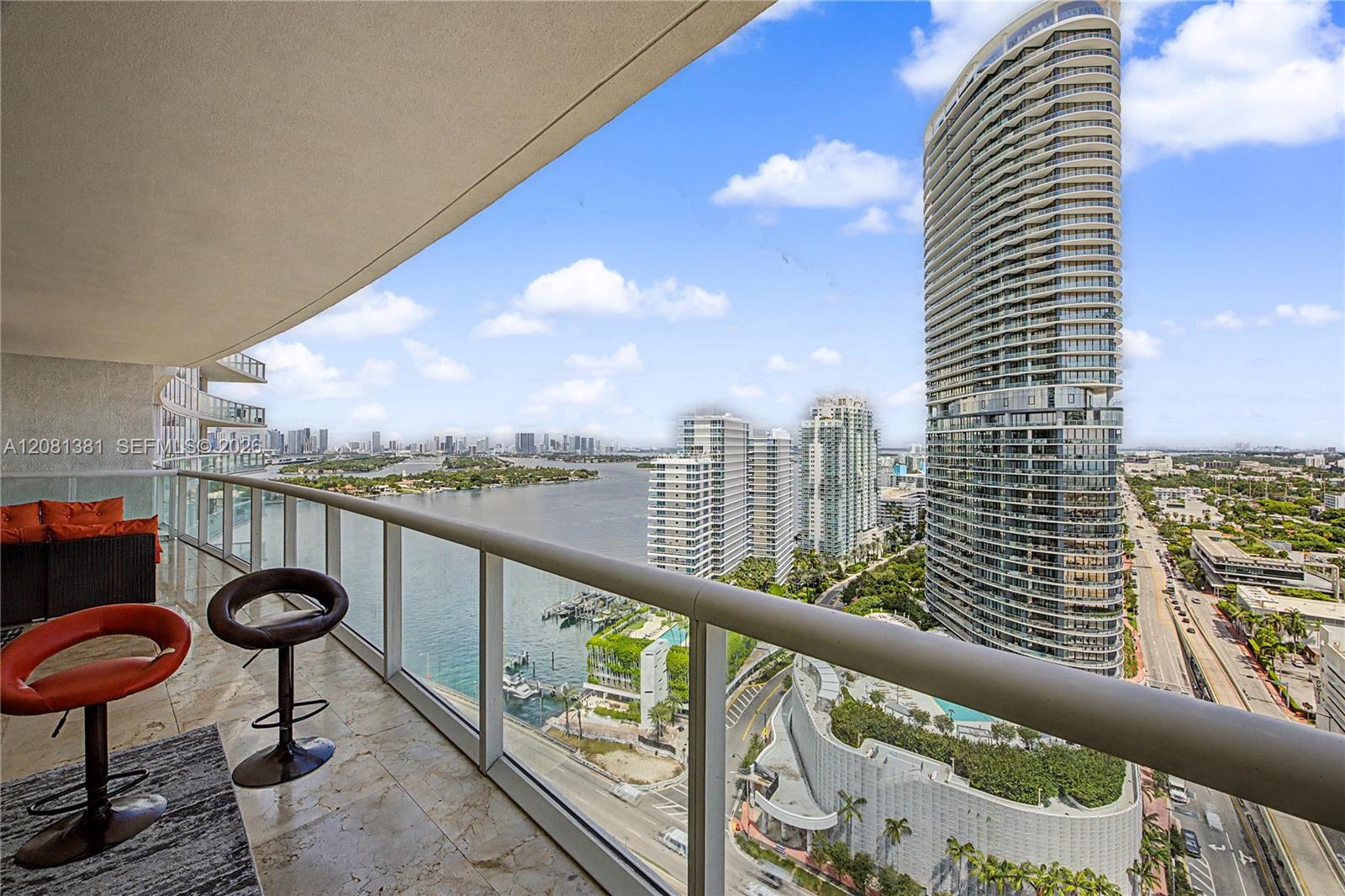 450 Alton Road, Unit 2406 Miami Beach, FL 33139 - Photo 18 of 31 Gallery Image 18