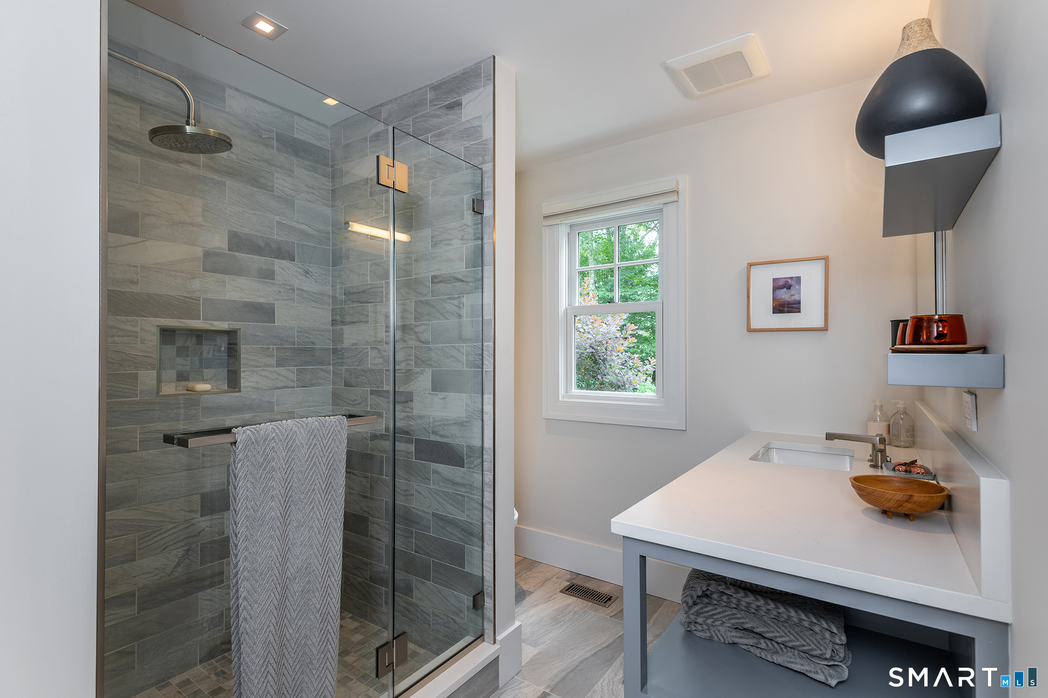 176 Apple Lane Roxbury, CT 06783 - Photo 14 of 32 Main floor bedroom suite