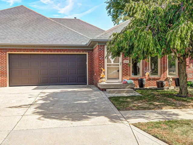 $260,000 | 269 Andrews Blvd Drive East, Plainfield, IN 46168