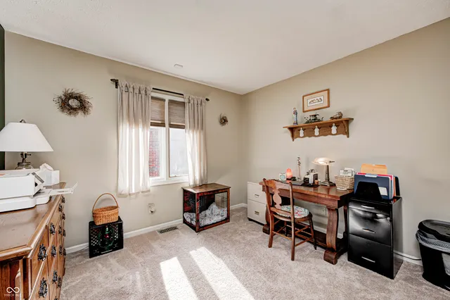 $260,000 | 269 Andrews Blvd Drive East, Plainfield, IN 46168