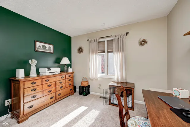 $260,000 | 269 Andrews Blvd Drive East, Plainfield, IN 46168