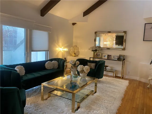 $7,950 | 4609 Park Mirasol, Calabasas, CA 91302