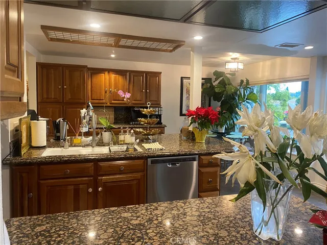 $7,950 | 4609 Park Mirasol, Calabasas, CA 91302