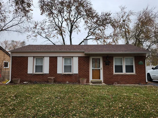 $174,900 | 2133 216th Street, Sauk Village, IL 60411