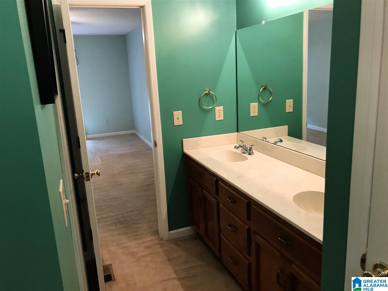 1126 Independence Drive Alabaster, AL 35007 - Photo 6 of 18