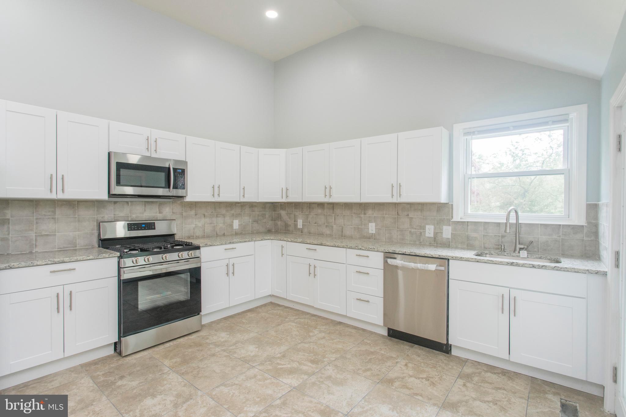 1512 Church Road Wyncote, PA 19095 - Photo 13 of 24 Gallery Image 13