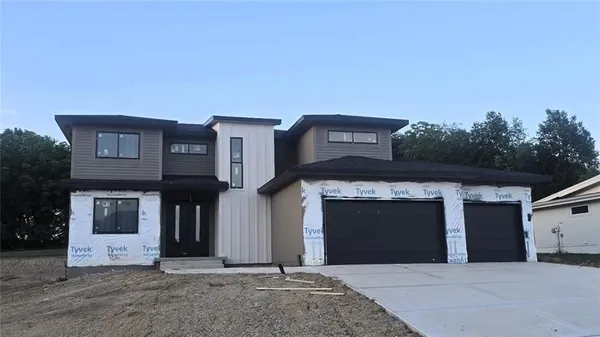 $709,999 | 1006 Meadowbrook Drive, Kearney, MO 64060