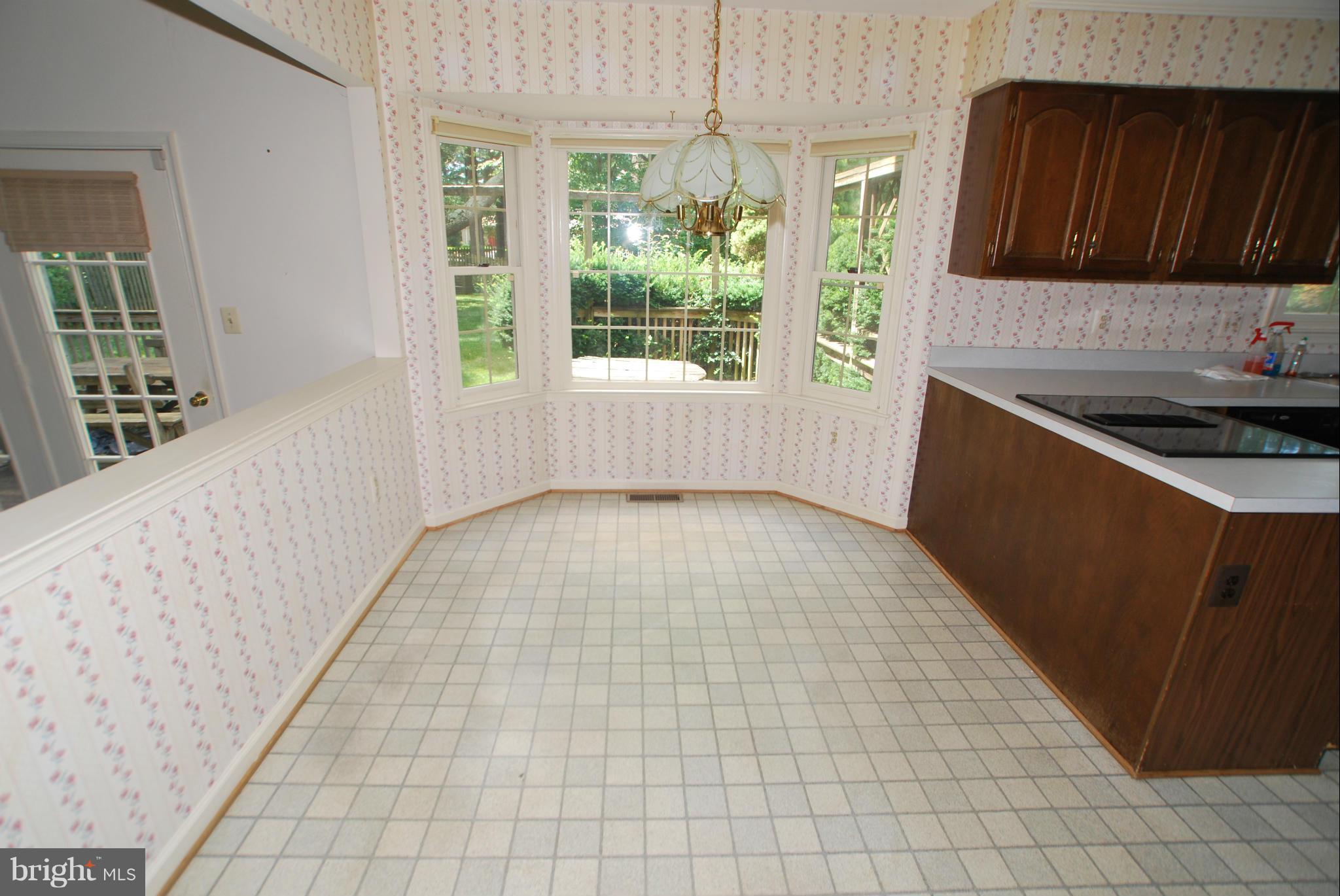 8911 Old Courthouse Road Vienna, VA 22182 - Photo 11 of 24 Kitchen