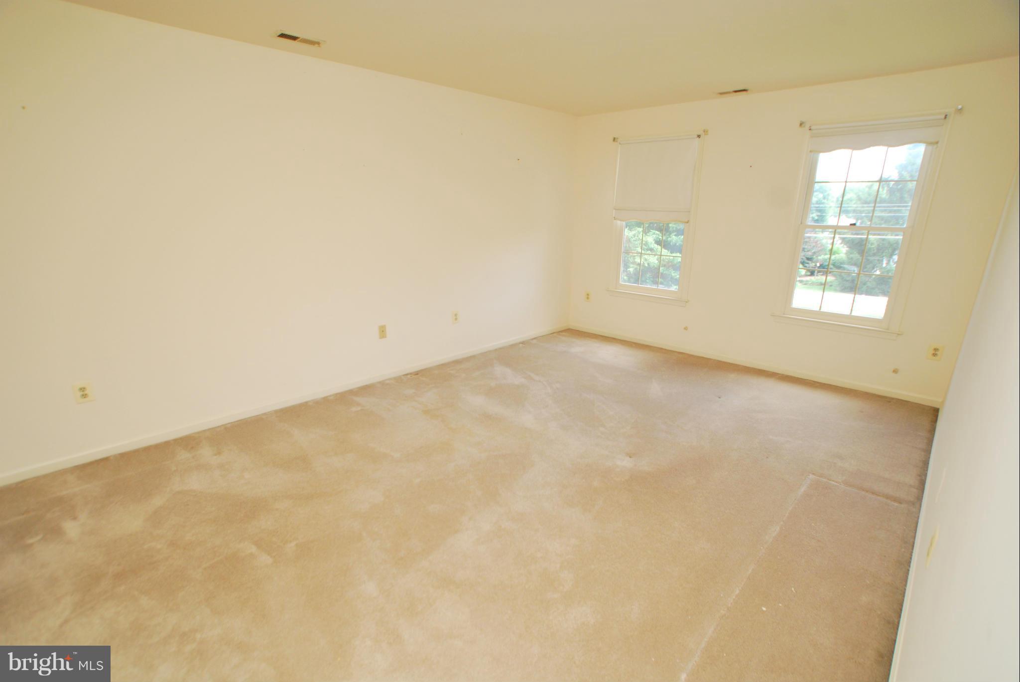 8911 Old Courthouse Road Vienna, VA 22182 - Photo 13 of 24 Bedroom (Master)