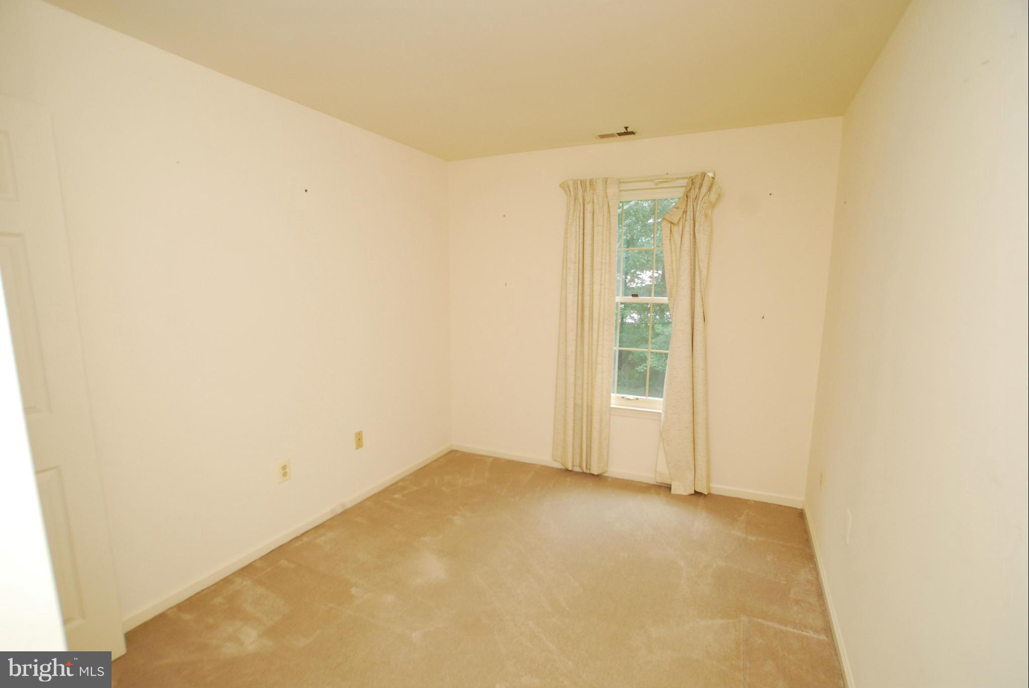 8911 Old Courthouse Road Vienna, VA 22182 - Photo 16 of 24 Bedroom