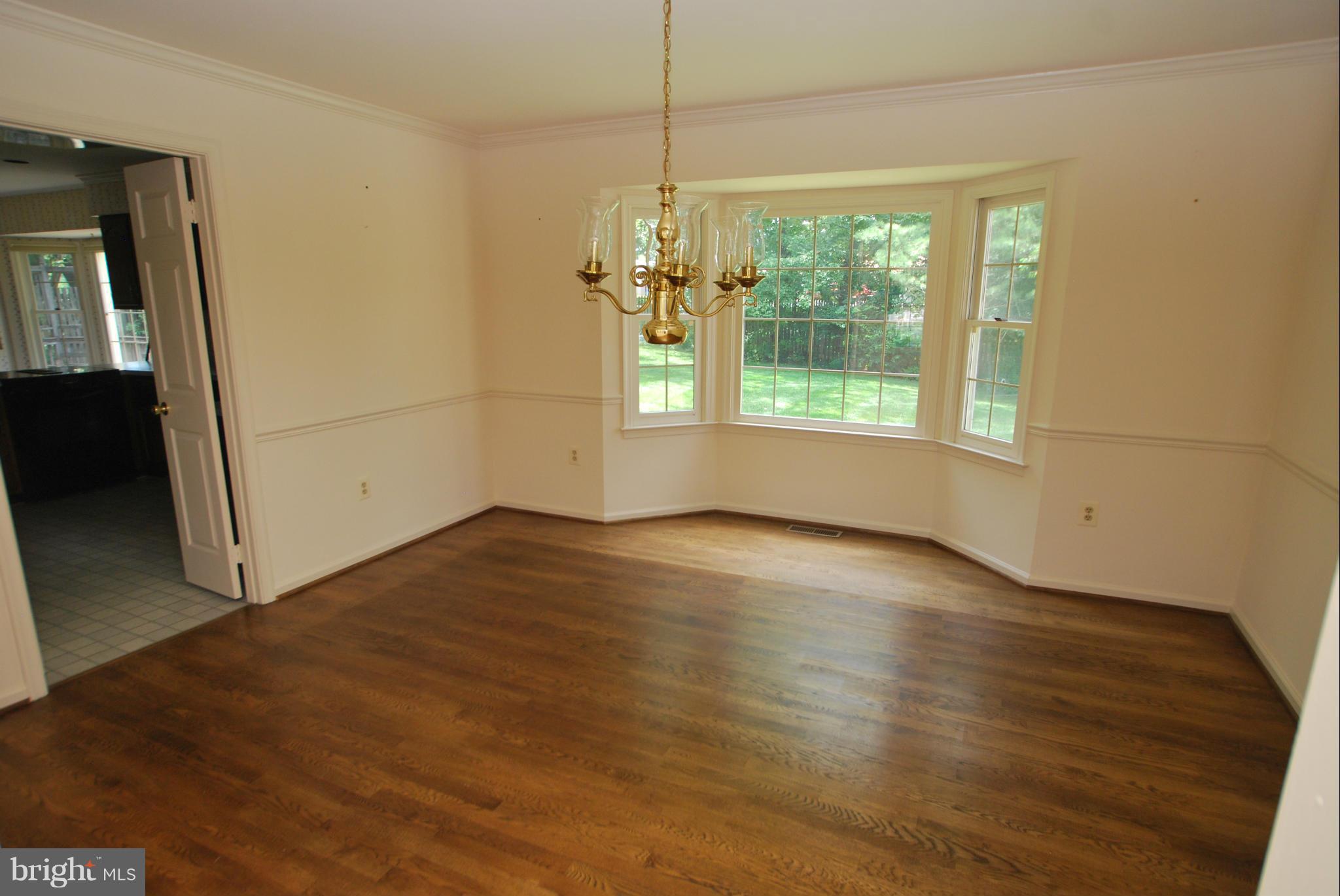 8911 Old Courthouse Road Vienna, VA 22182 - Photo 6 of 24 Dining Room
