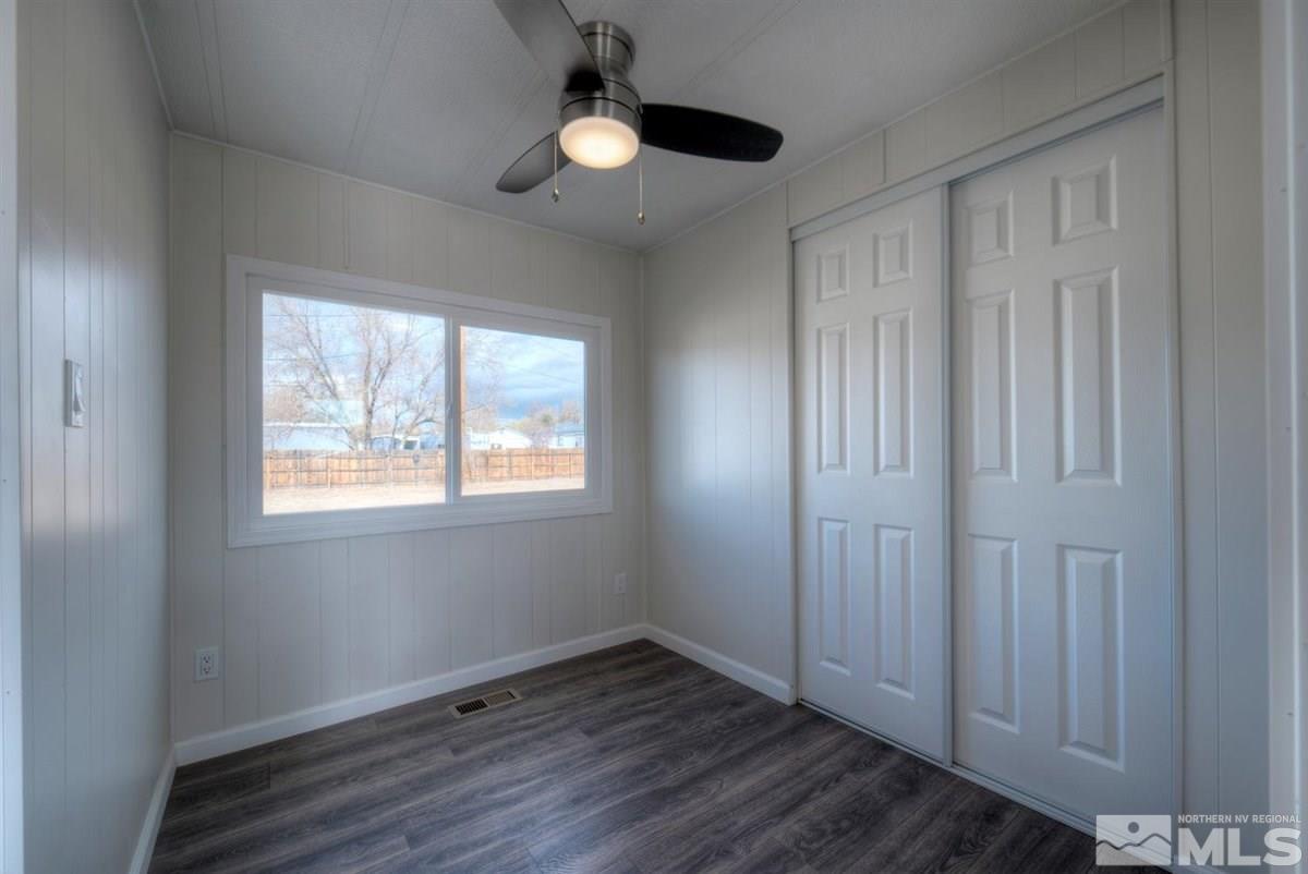 385 East 6th Avenue Sun Valley, NV 89433 - Photo 10 of 25 Photo 10