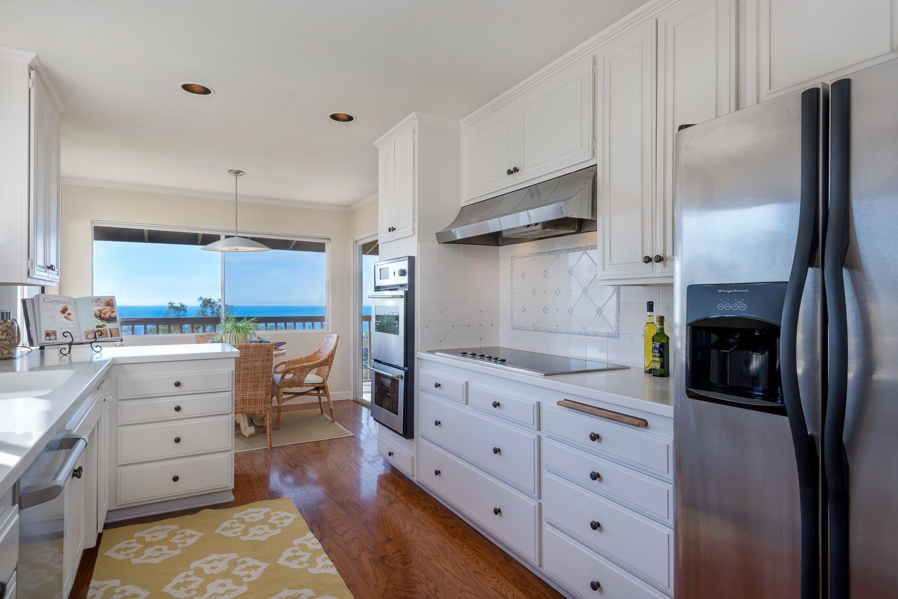 174 Coronada Circle Montecito, CA 93108 - Photo 9 of 21 Kitchen