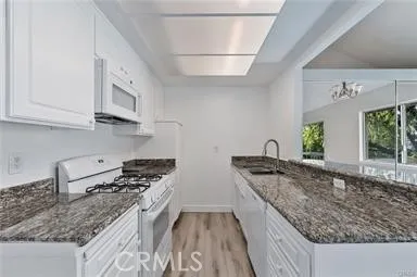 $2,800 | 16040 Leffingwell Road, Unit 30, Whittier, CA 90603