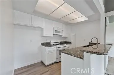 $2,800 | 16040 Leffingwell Road, Unit 30, Whittier, CA 90603