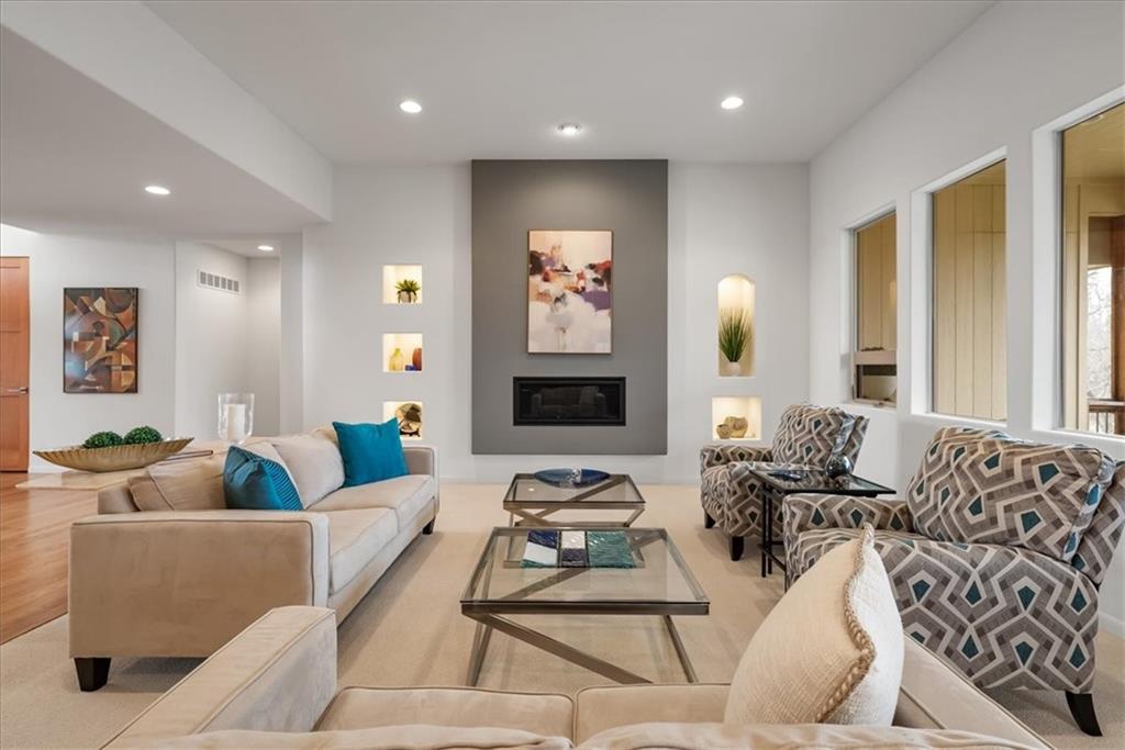 9896 Saddletop Lenexa, KS 66227 - Photo 14 of 51