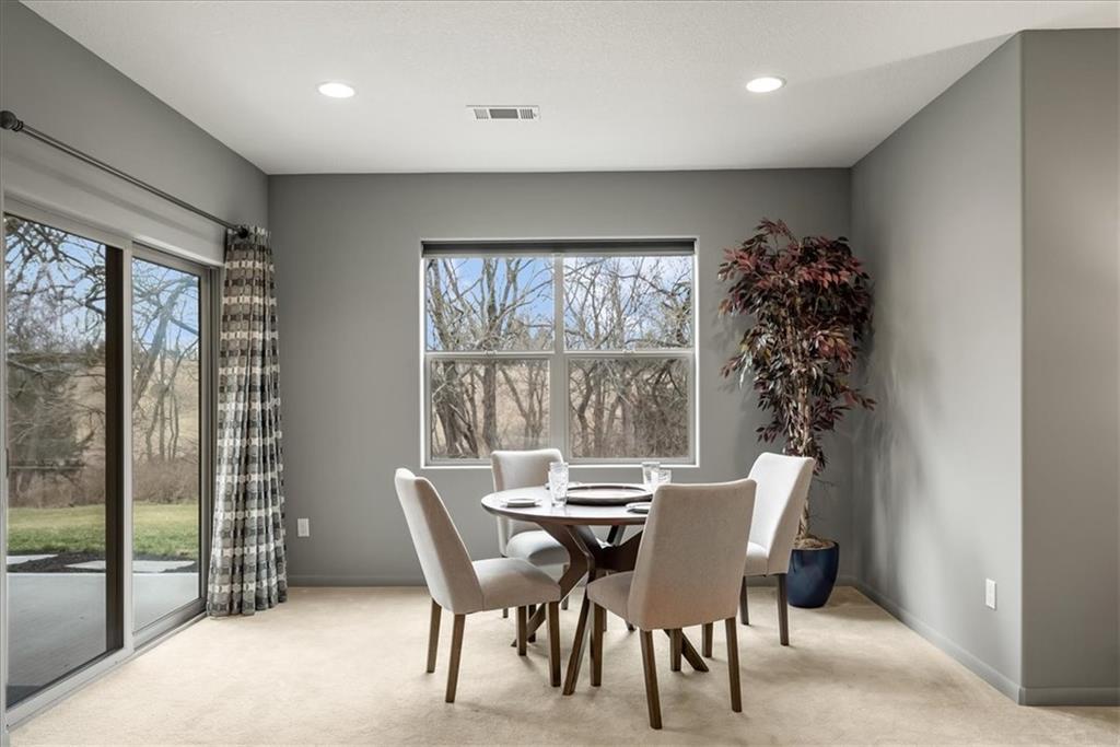 9896 Saddletop Lenexa, KS 66227 - Photo 31 of 51