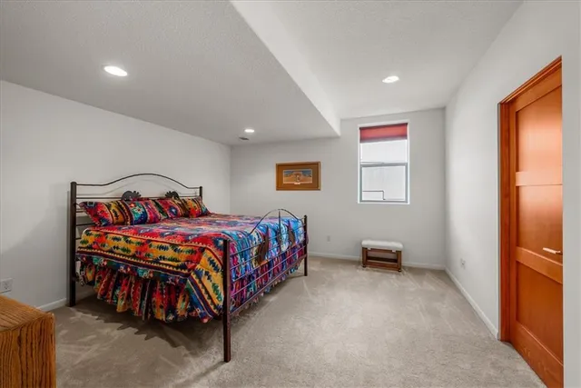 $859,900 | 9896 Saddletop, Lenexa, KS 66227