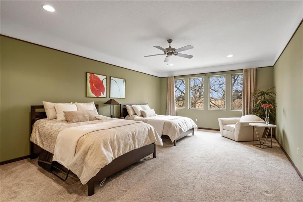 9896 Saddletop Lenexa, KS 66227 - Photo 7 of 51