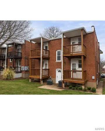 $1,000 | 5042 Pernod Avenue, Unit 1F, St. Louis, MO 63139