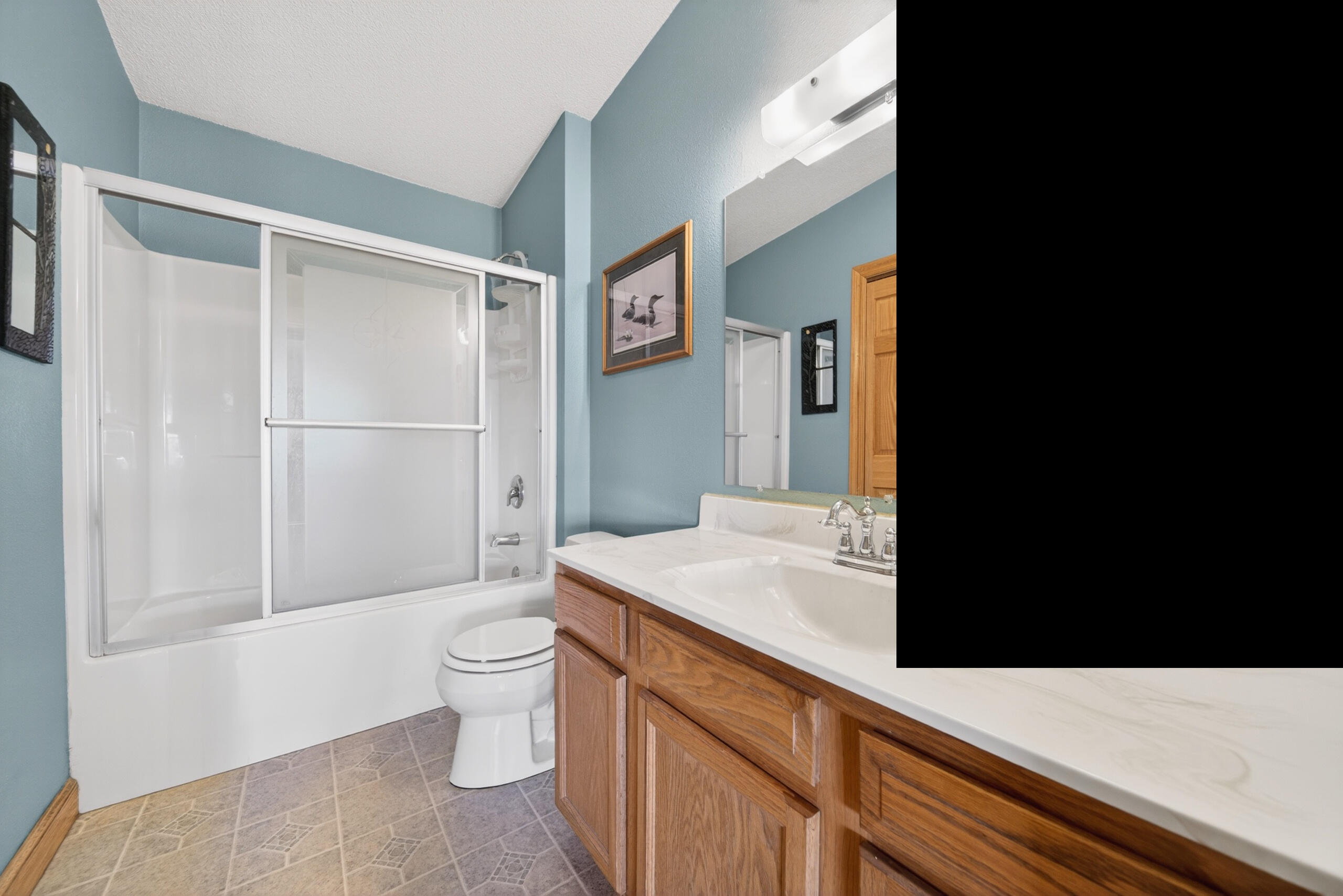 N3556 Slatts Road Mitchell, WI 53011 - Photo 9 of 28 Main Level Full Bath