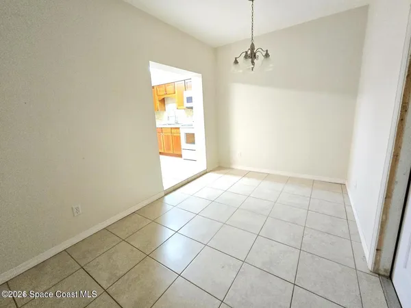 $1,900 | 9852 Honeysuckle Drive, Unit C, Sebastian, FL 32976