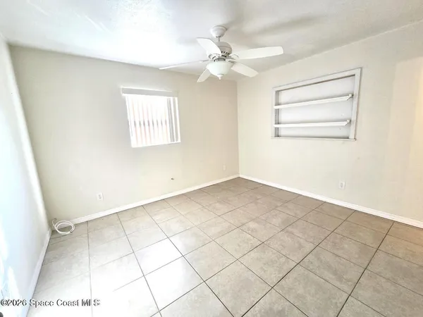 $1,900 | 9852 Honeysuckle Drive, Unit C, Sebastian, FL 32976