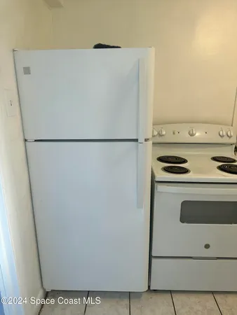 $1,900 | 9852 Honeysuckle Drive, Unit C, Sebastian, FL 32976