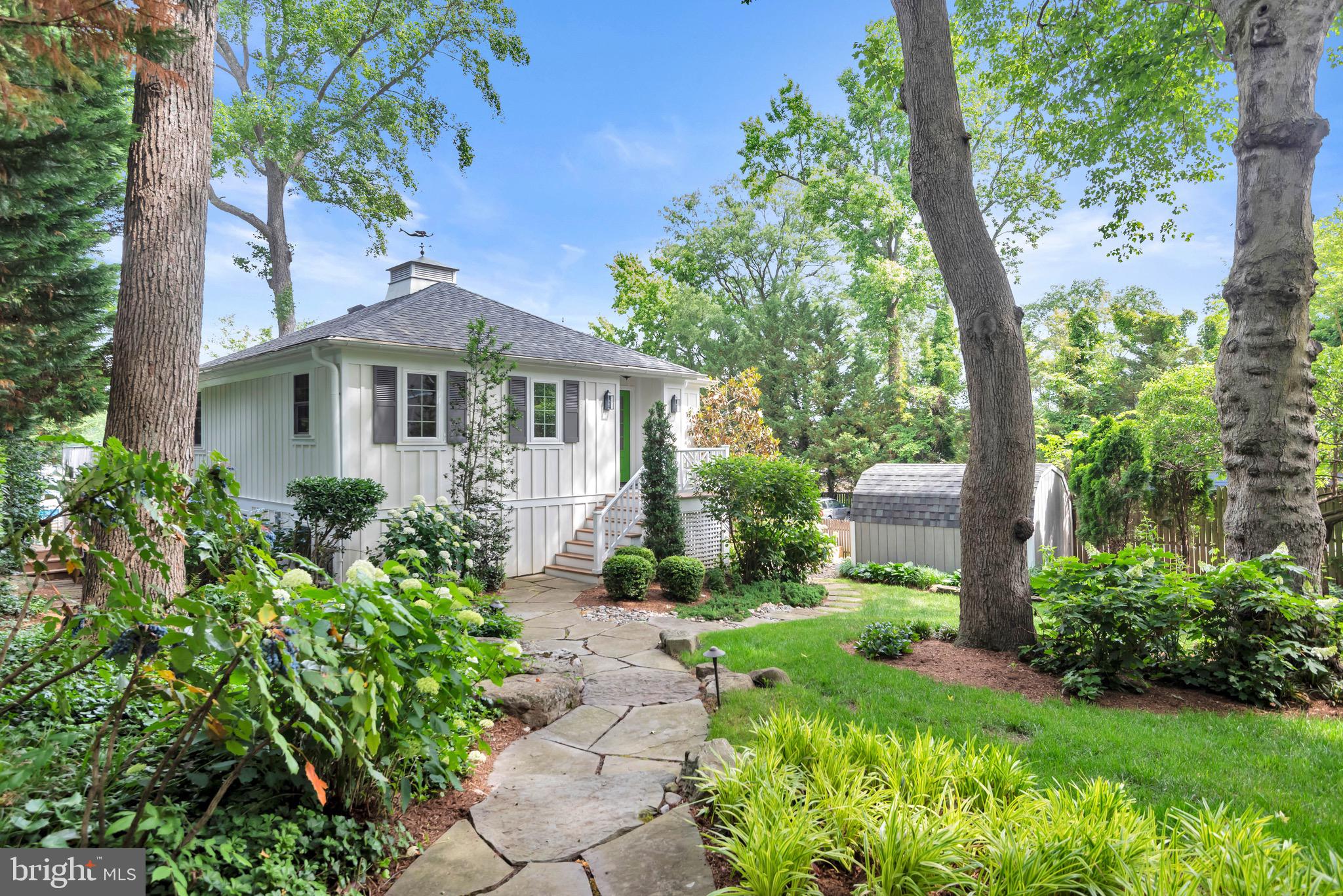 3913 Rhode Harbor Road Edgewater, MD 21037 - Photo 6 of 65