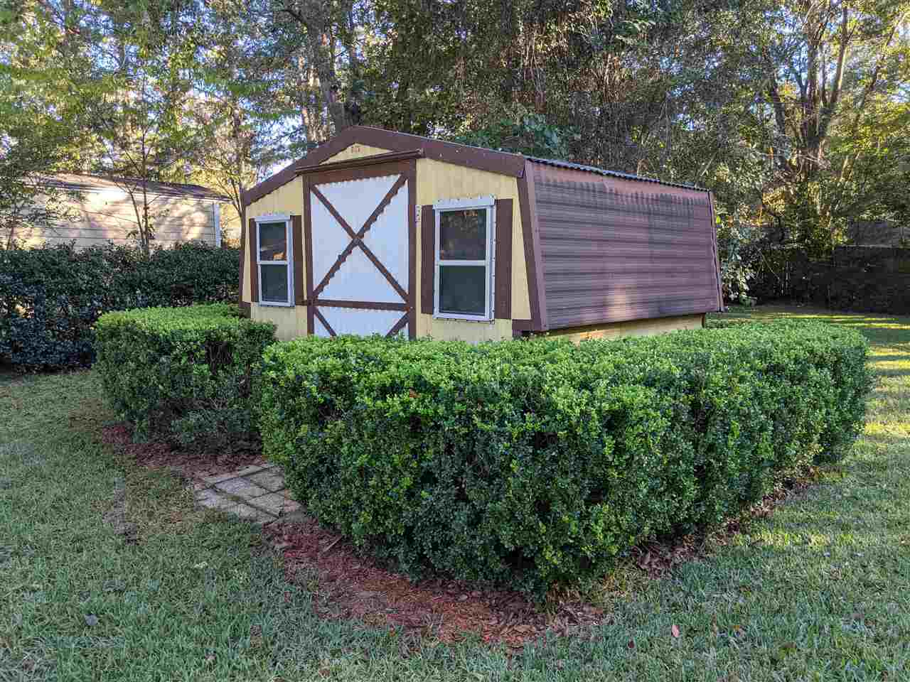 4261 Camden Road Tallahassee, FL 32303 - Photo 3 of 33