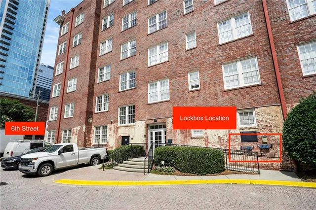 $250,000 | 800 Peachtree Street Northeast, Unit 402, Atlanta, GA 30308