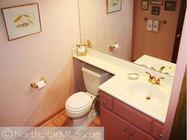 4639 Bayswater Road Shorewood, MN 55331 - Photo 11 of 16 Gallery Image 11