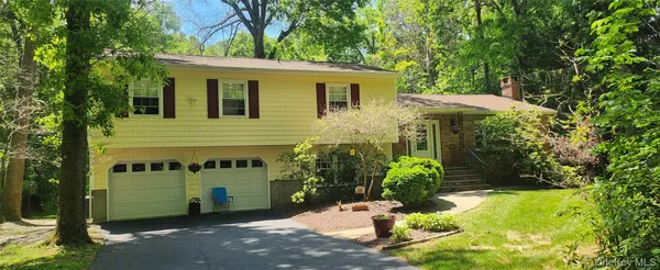 $629,900 | 32 Queen Anne Lane, Wappingers Falls, NY 12590