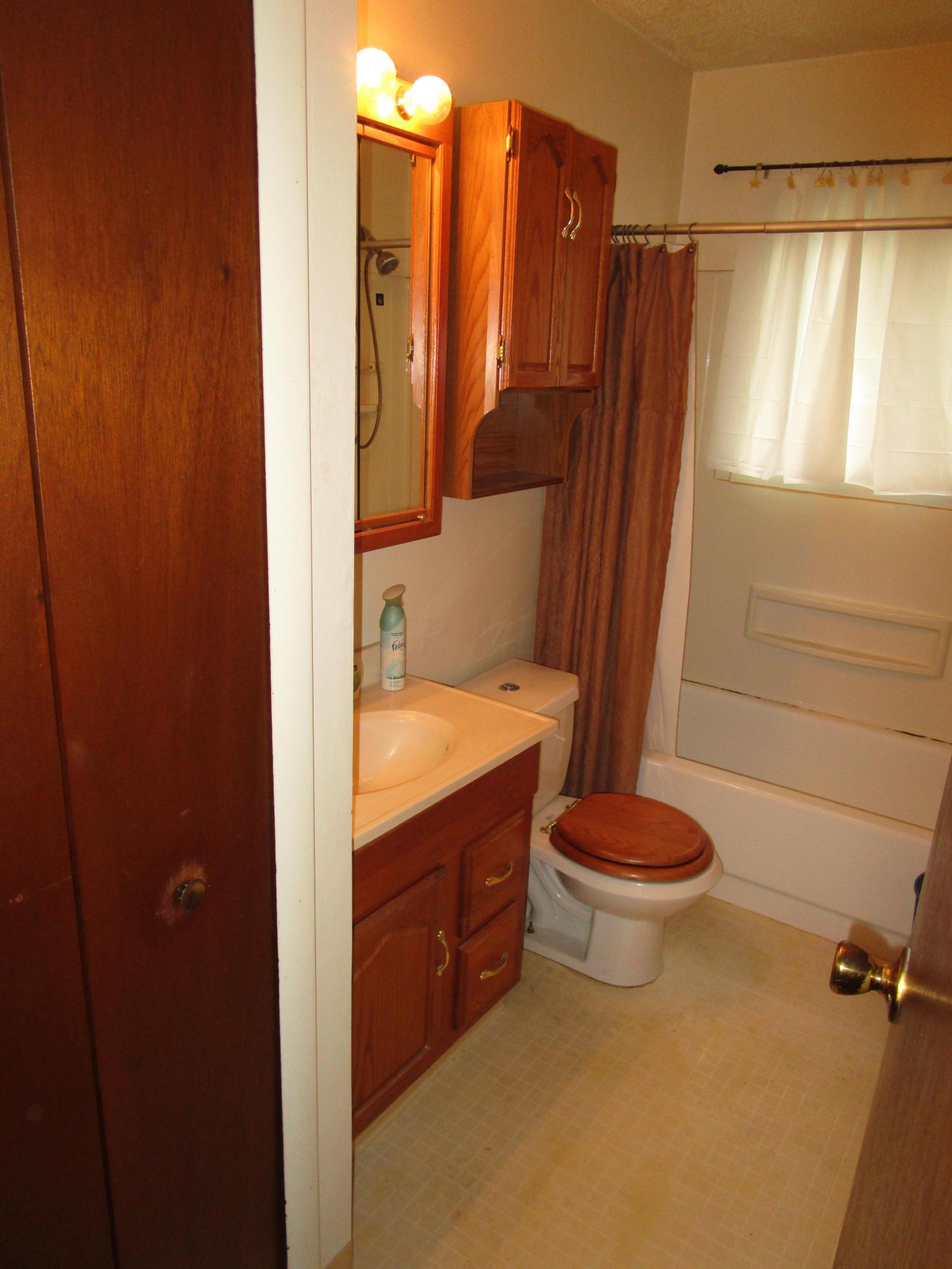 5340 Refugee Road Columbus, OH 43232 - Photo 9 of 16 Gallery Image 9