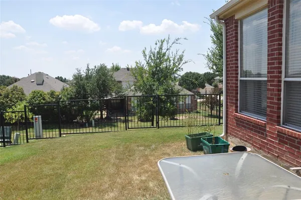 a view of a park with entertaining space