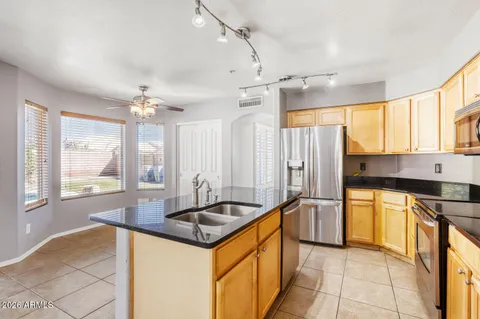 $785,000 | 8782 East Pinchot Avenue, Scottsdale, AZ 85251