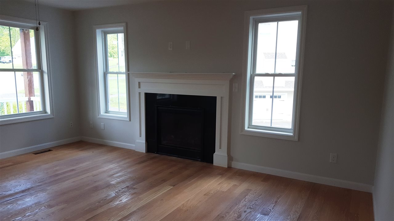 34 Rolling Ridge Lane Pelham, NH 03076 - Photo 6 of 19