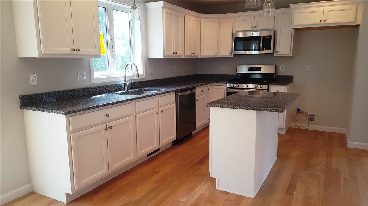 34 Rolling Ridge Lane Pelham, NH 03076 - Photo 8 of 19