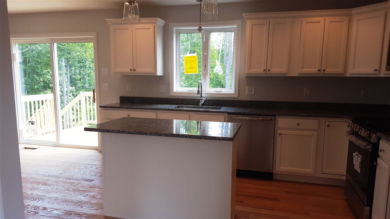 34 Rolling Ridge Lane Pelham, NH 03076 - Photo 9 of 19